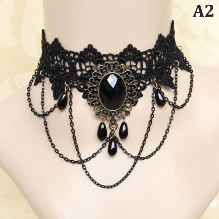 BEATRIX | LACE CHOKER NECKLACE